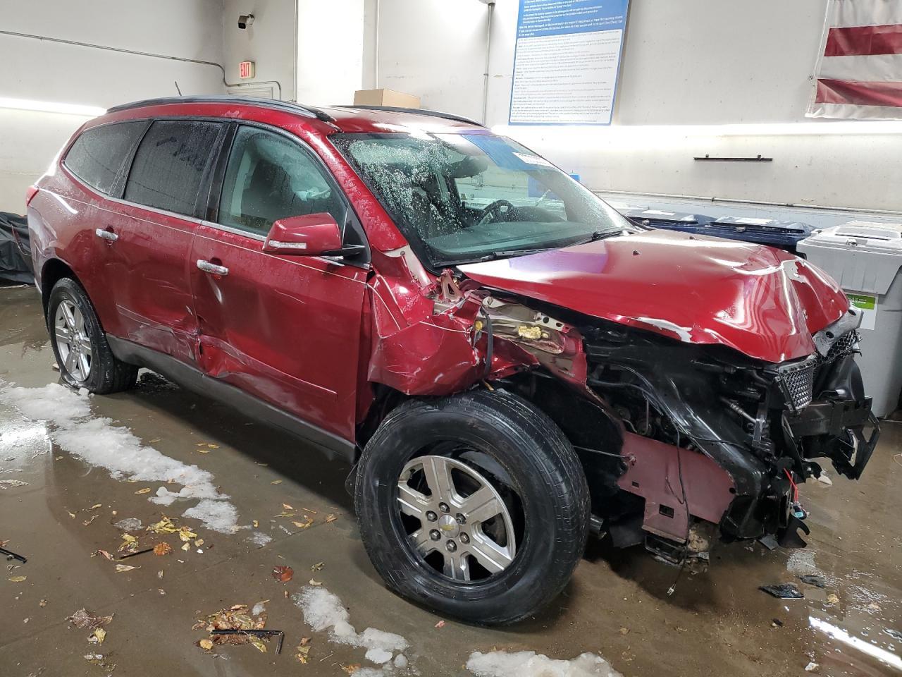 2011 CHEVROLET TRAVERSE L - Фото 4