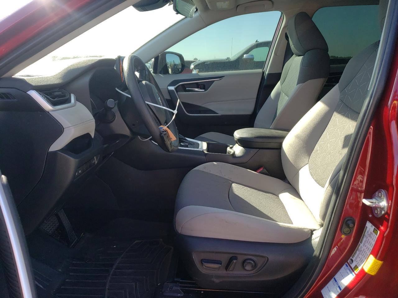 2022 TOYOTA RAV4 XLE - Image 7