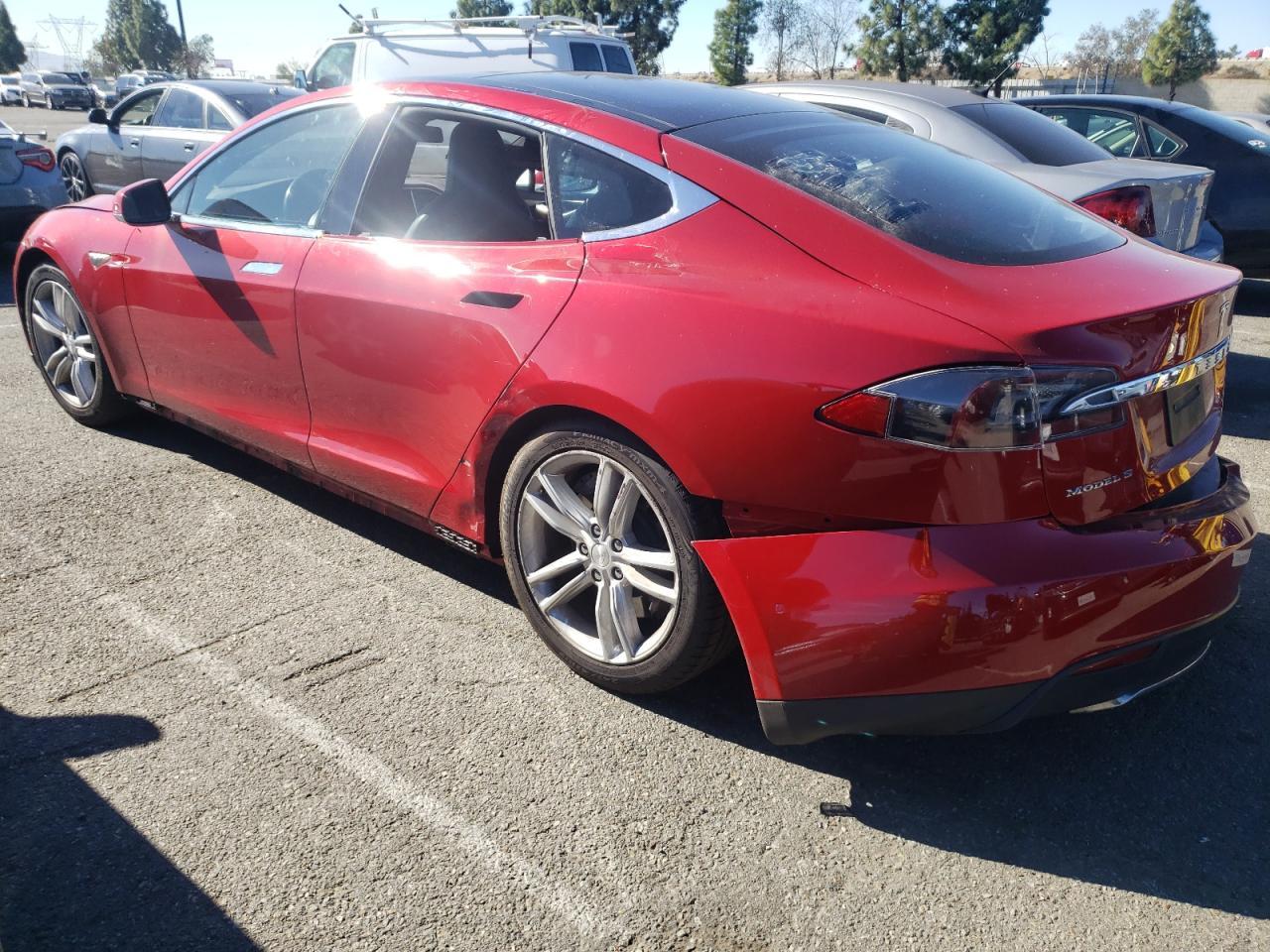 2015 TESLA MODEL S - Фото 2