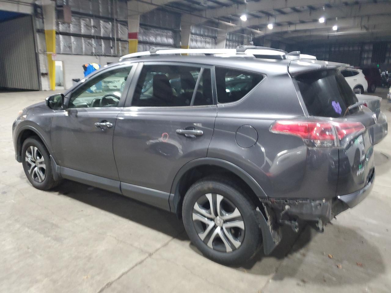 2016 TOYOTA RAV4 LE - Image 2