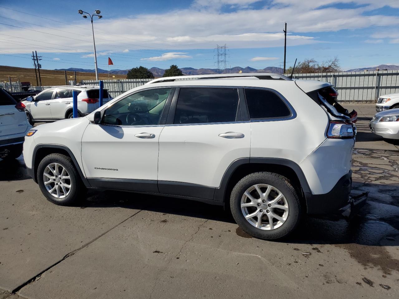 2017 JEEP CHEROKEE L - Image 2