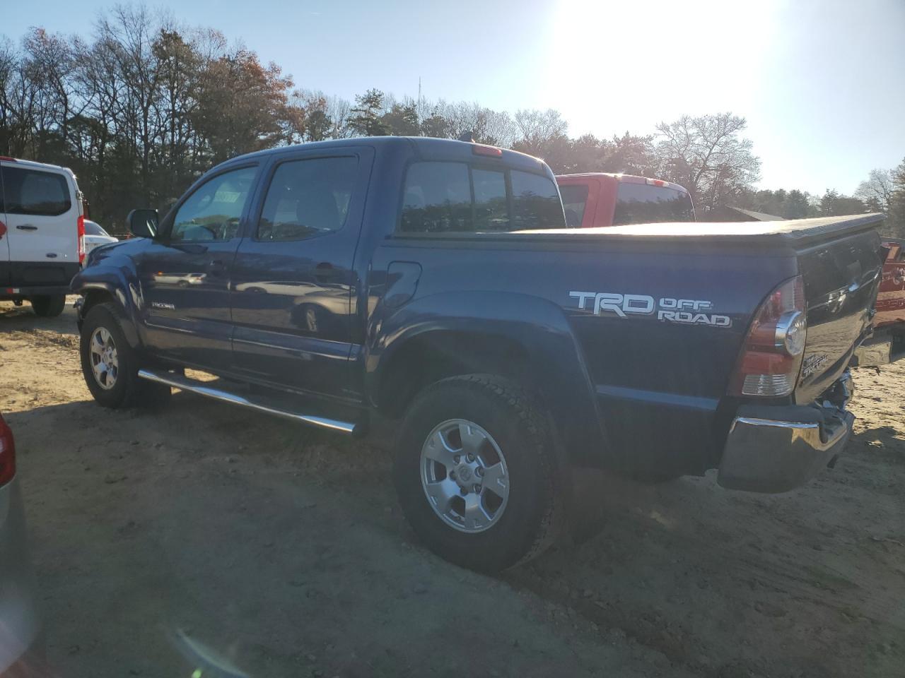 2014 TOYOTA TACOMA DOU - Фото 2