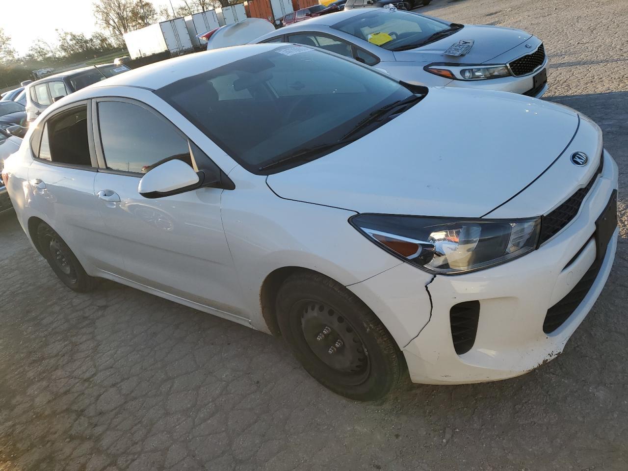 2020 KIA RIO LX - Фото 4