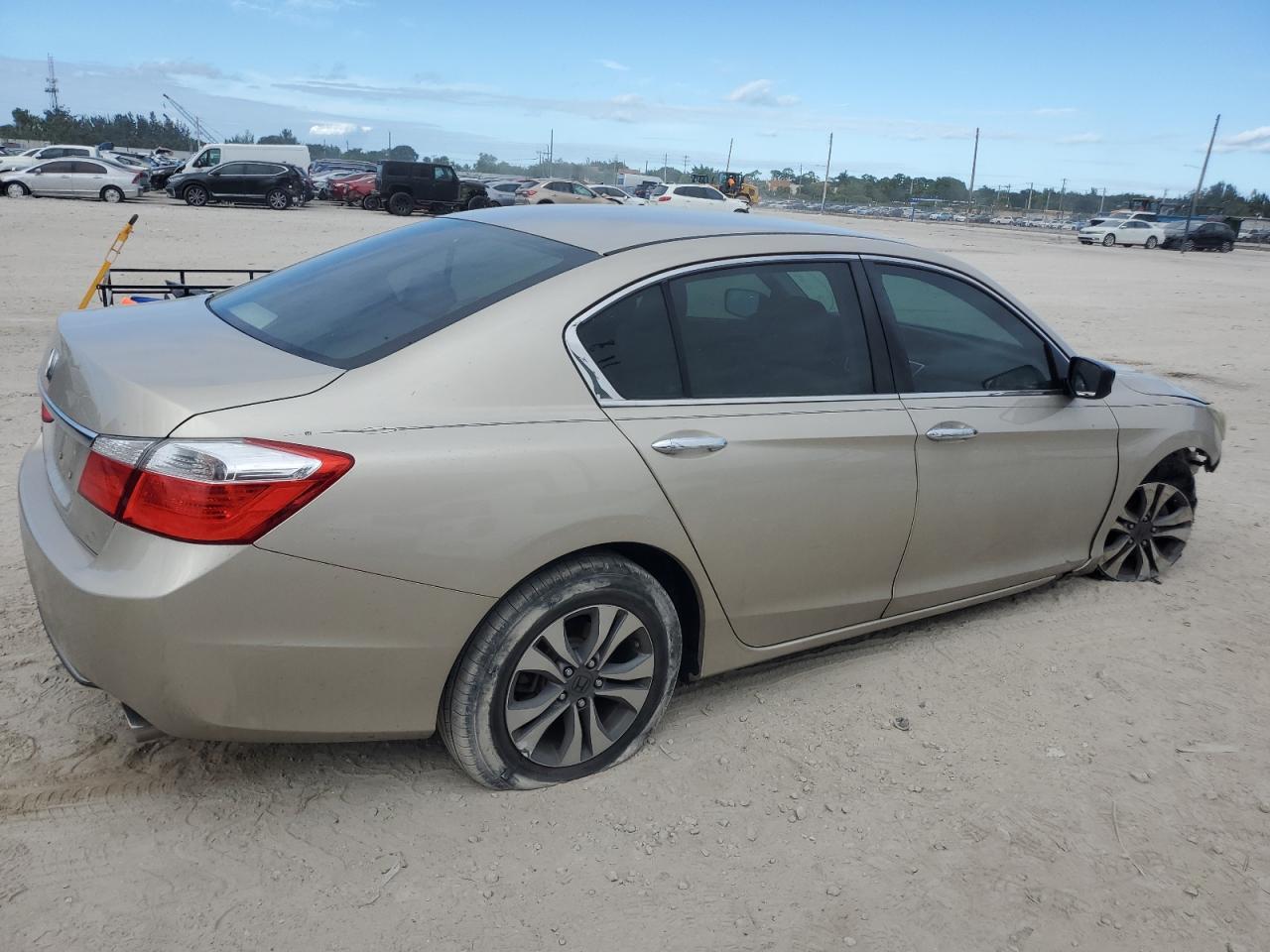 2014 HONDA ACCORD LX - Image 3