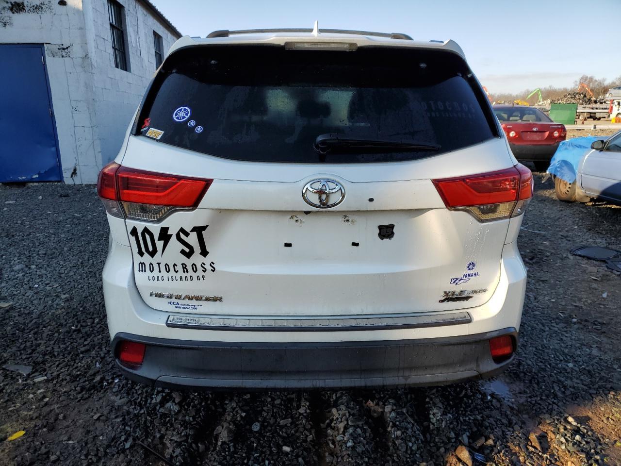 2018 TOYOTA HIGHLANDER - Фото 6