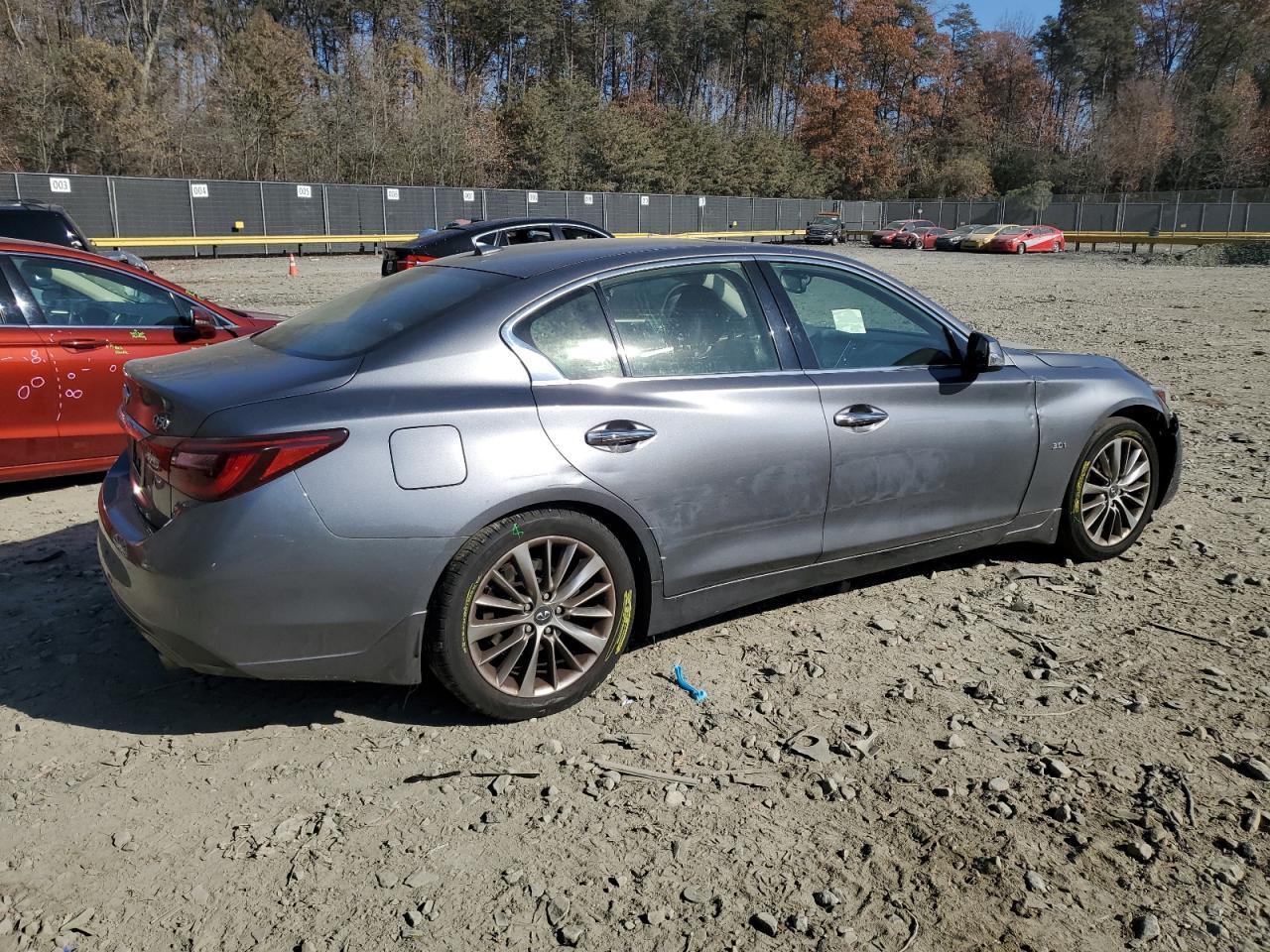 2018 INFINITI Q50 LUXE - Image 3