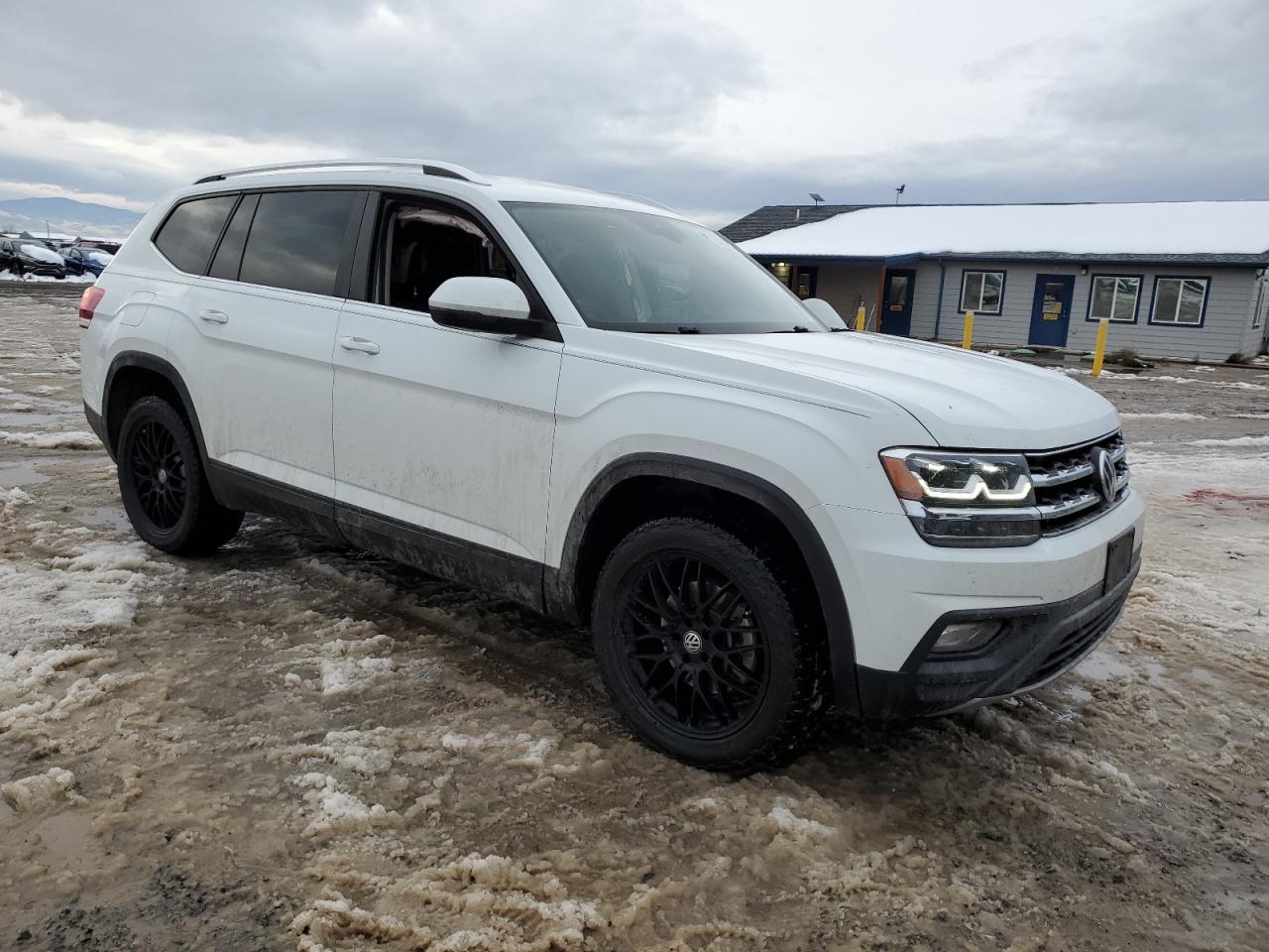 2018 VOLKSWAGEN ATLAS SE - Image 4