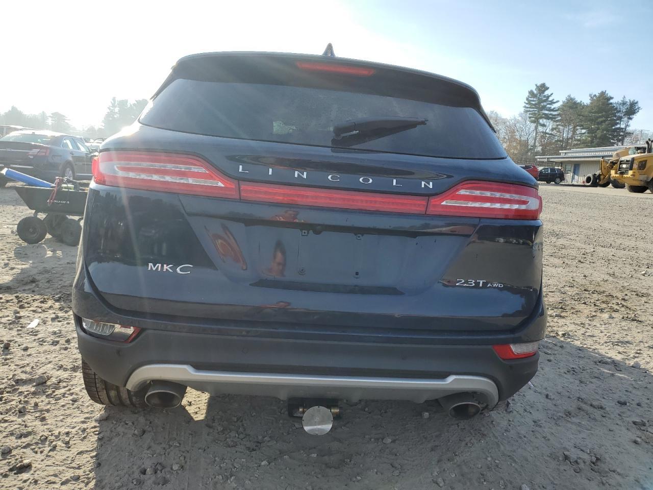 2018 LINCOLN MKC RESERV - Image 6
