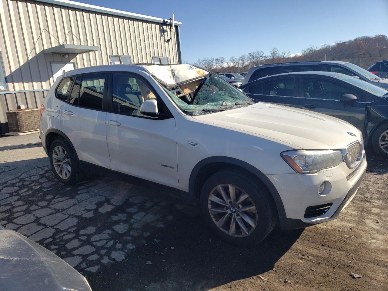 2016 BMW X3 XDRIVE2 - Image 4