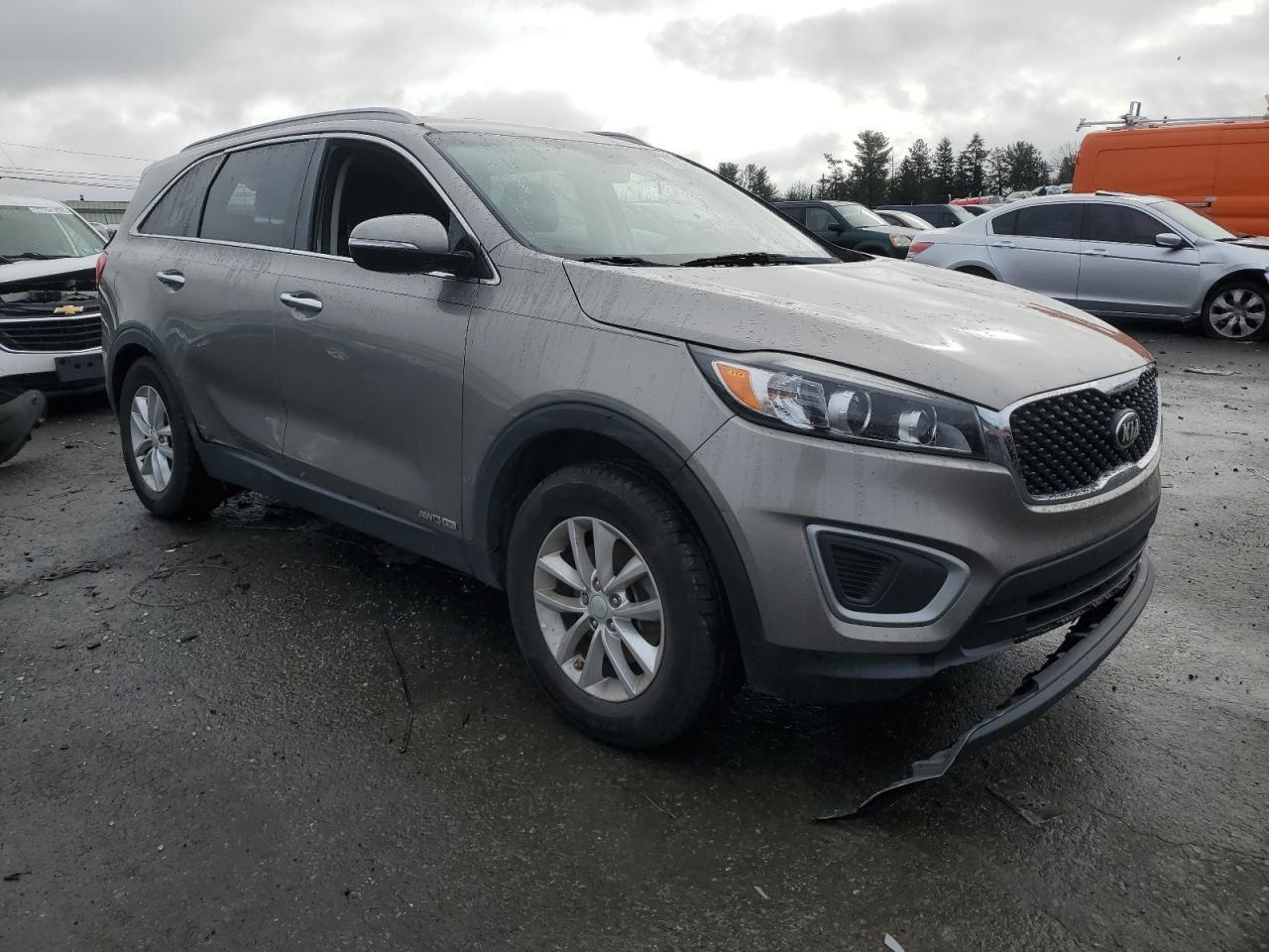 2017 KIA SORENTO LX - Фото 4