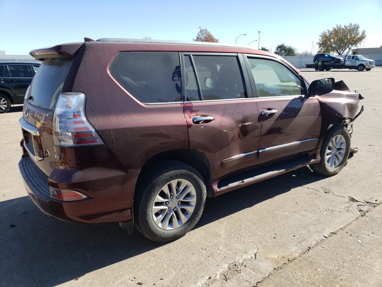 2017 LEXUS GX 460 - Image 3
