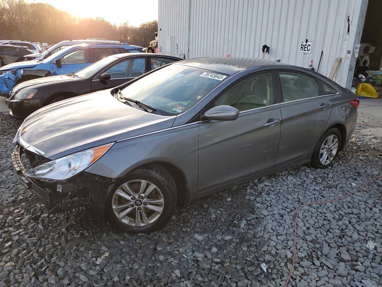 2013 HYUNDAI SONATA GLS