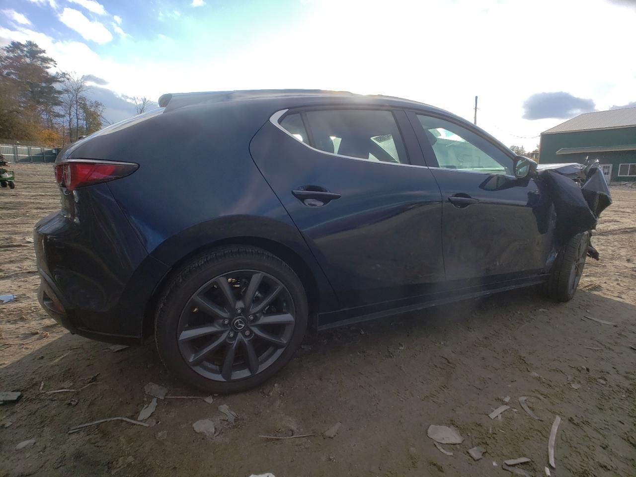 2023 MAZDA 3 PREFERRE - Image 3