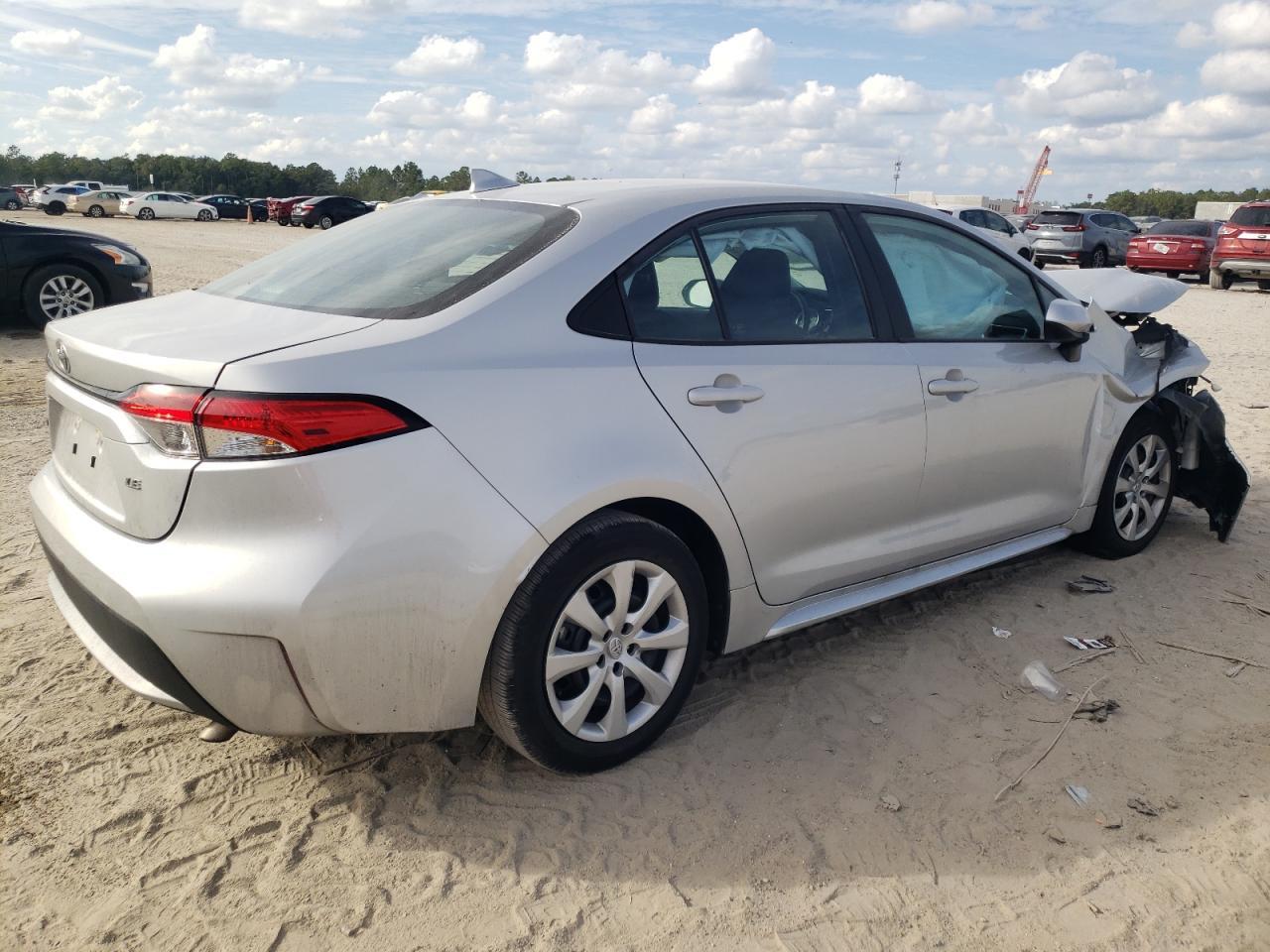 2022 TOYOTA COROLLA LE - Фото 3