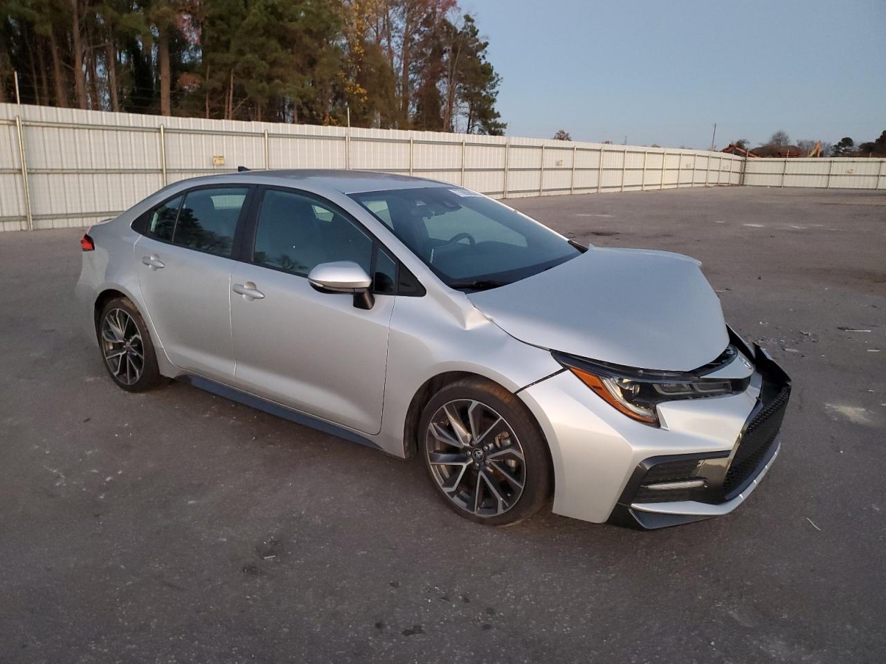2020 TOYOTA COROLLA SE - Image 4