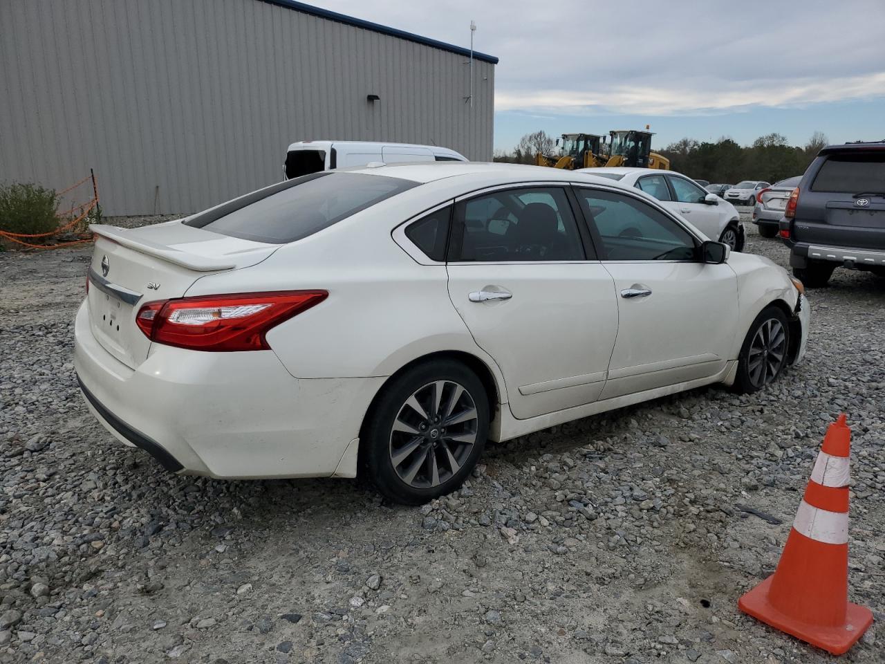 2017 NISSAN ALTIMA 2.5 - Image 3