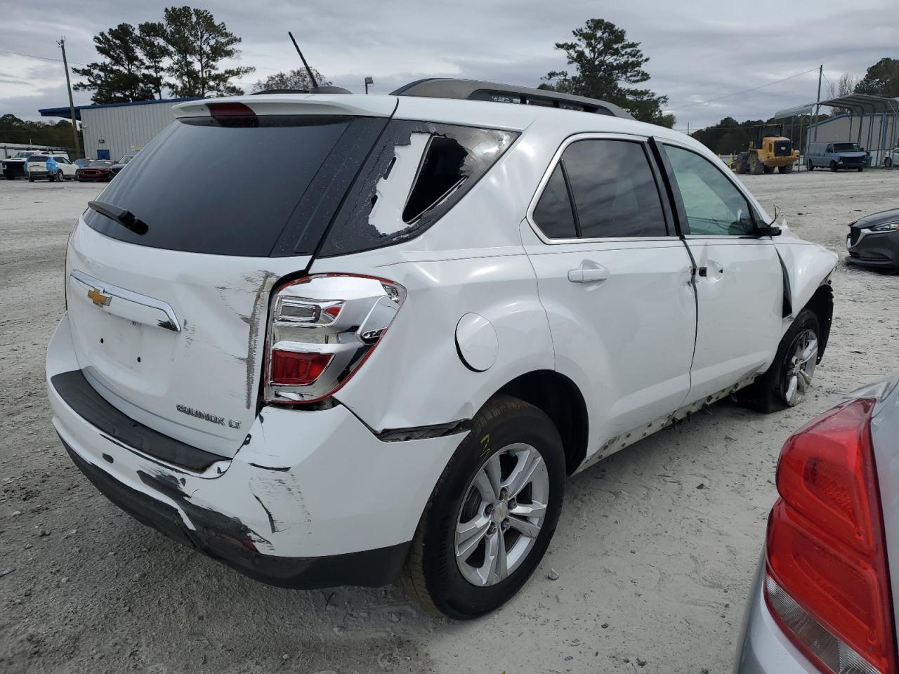 2016 CHEVROLET EQUINOX LT - Image 3