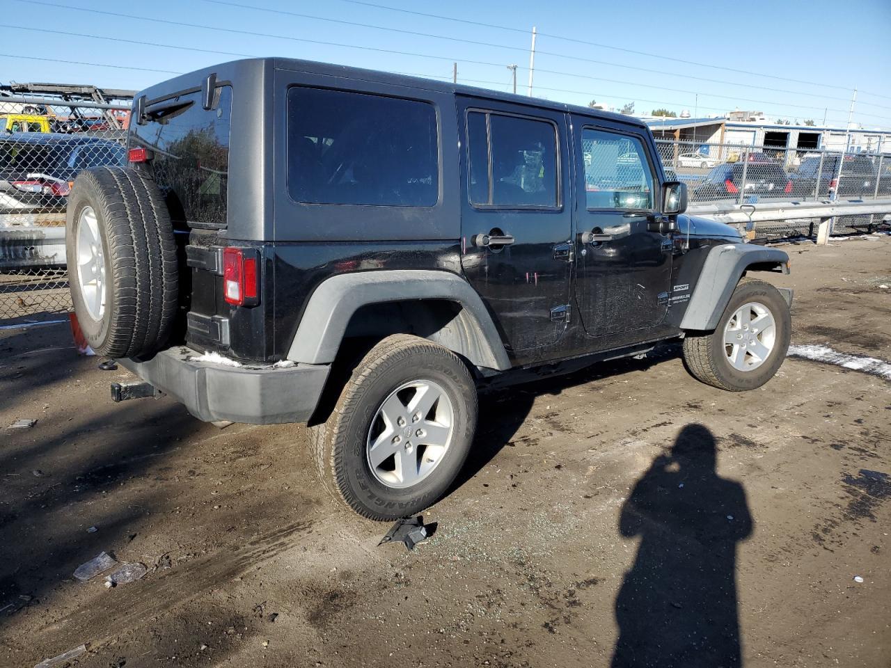 2015 JEEP WRANGLER U - Image 3