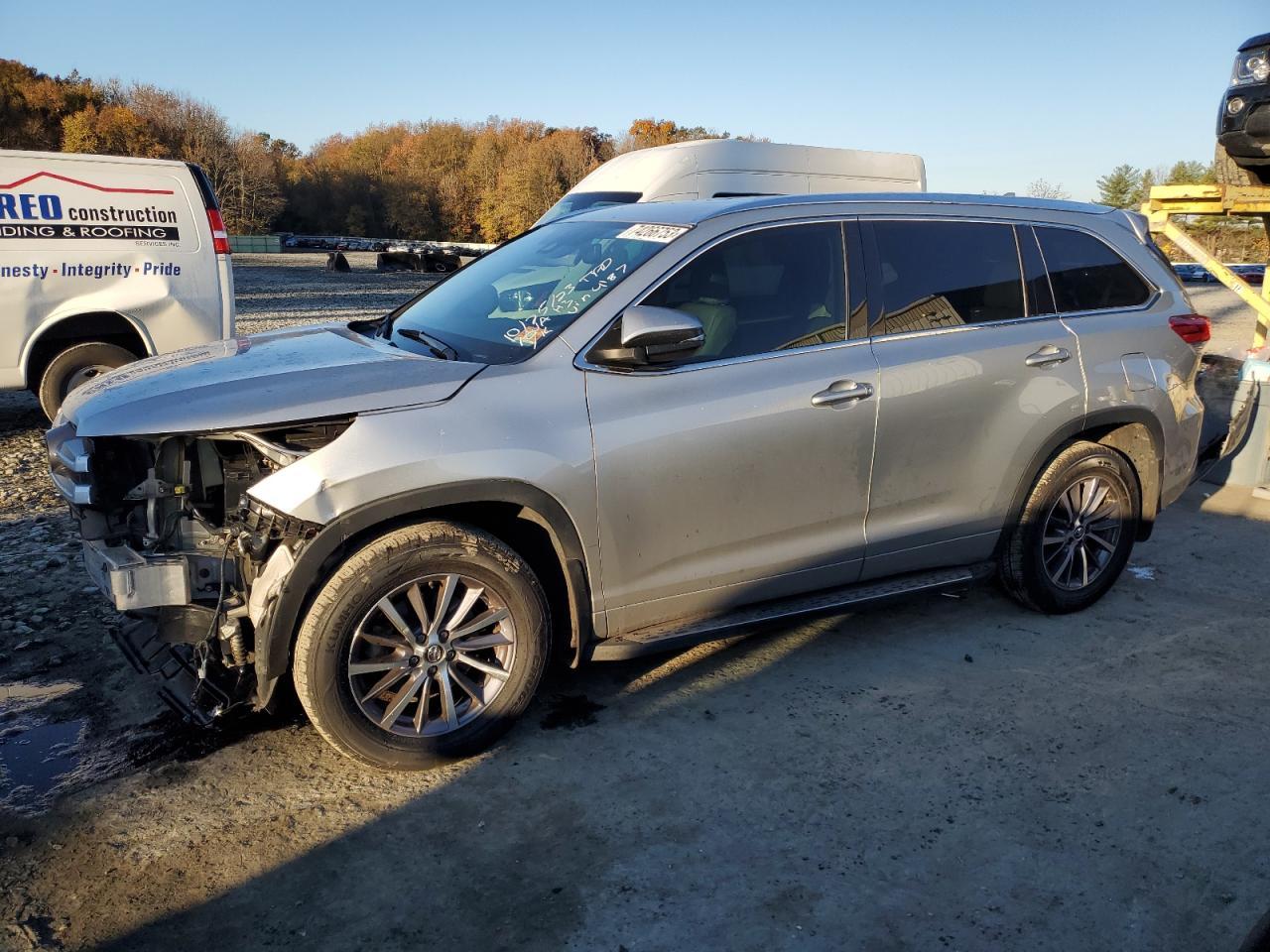 2018 TOYOTA HIGHLANDER