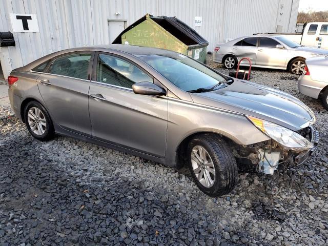 2013 Hyundai Sonata Gls - Image 4