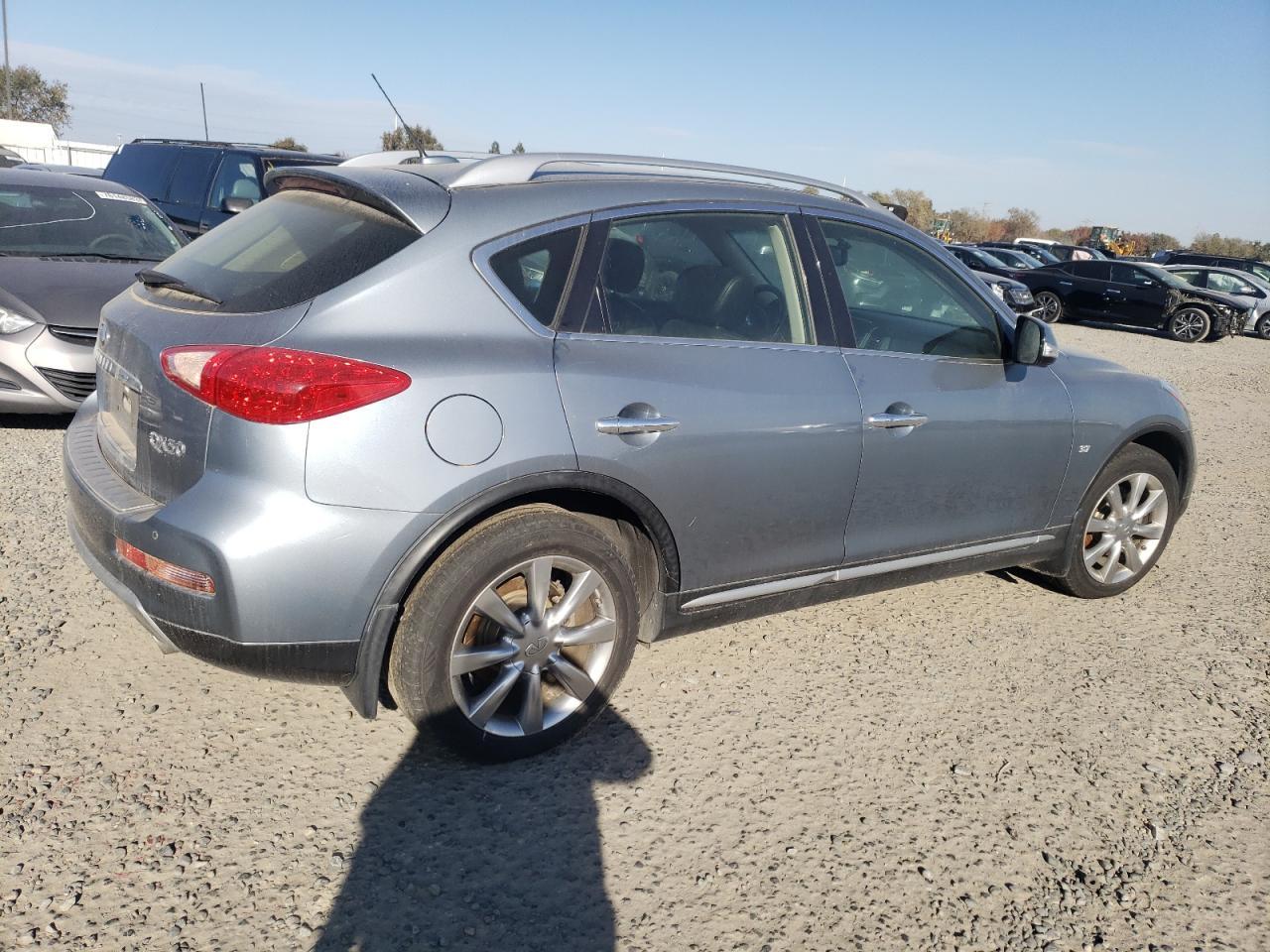 2016 INFINITI QX50 - Image 3