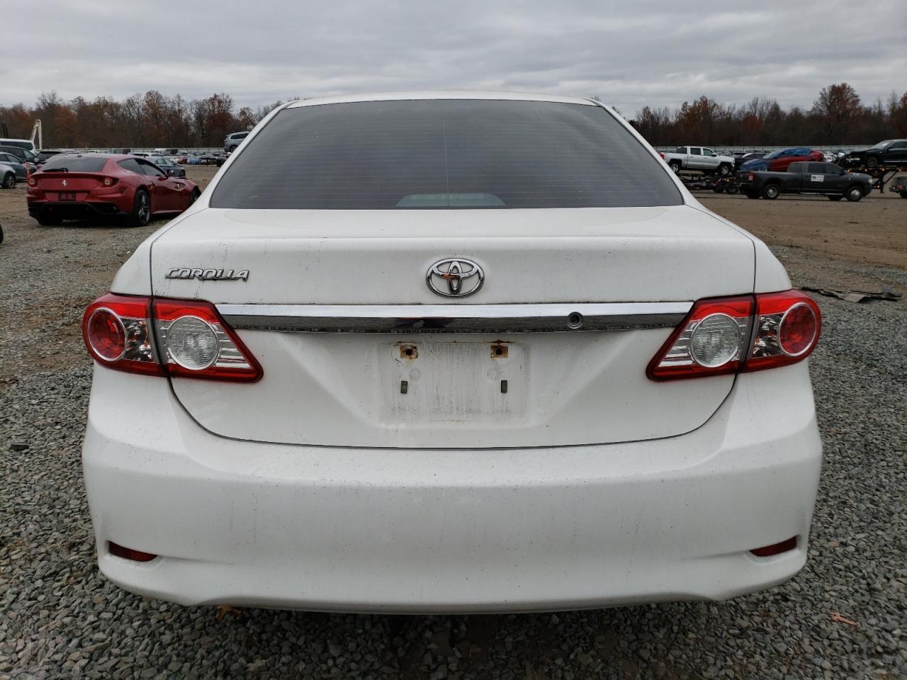 2013 TOYOTA COROLLA BA - Фото 6