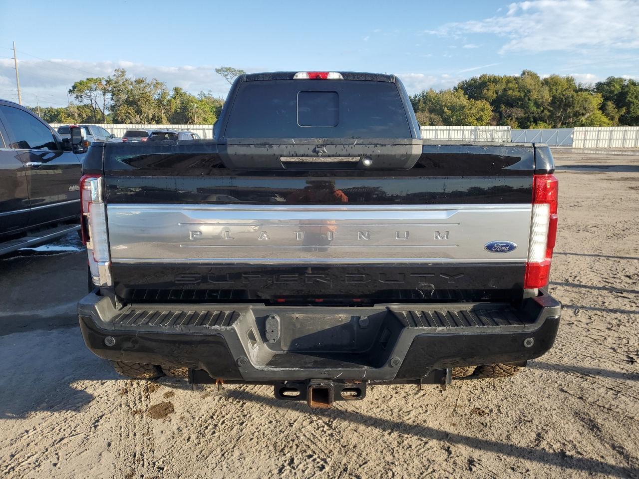 2017 FORD F350 SUPER - Image 6