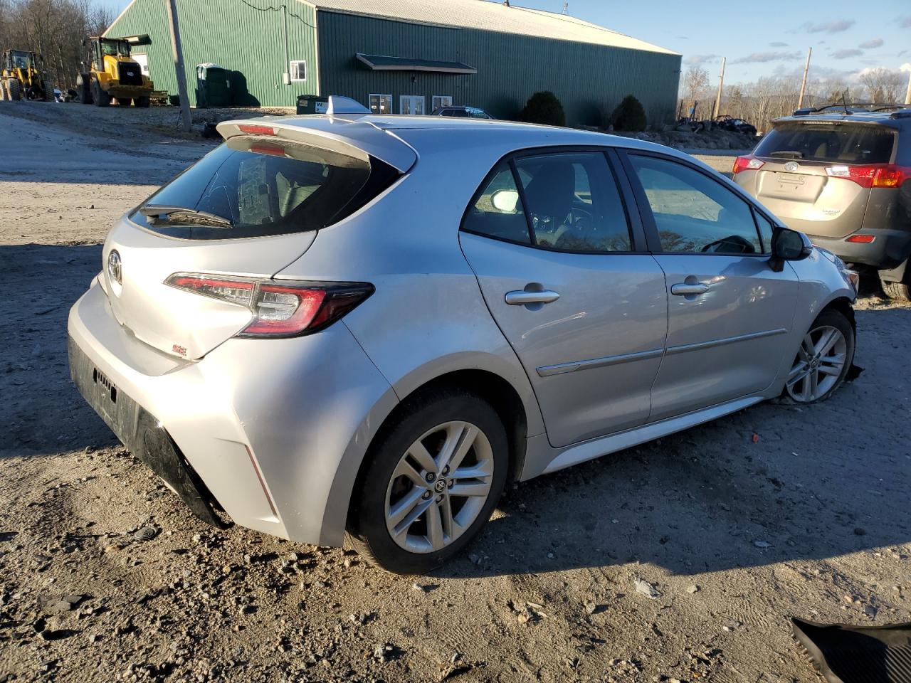 2022 TOYOTA COROLLA SE - Фото 3