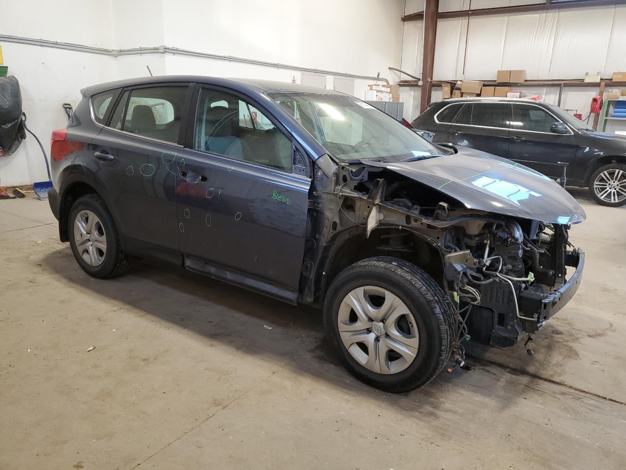 2014 TOYOTA RAV4 LE - Фото 4