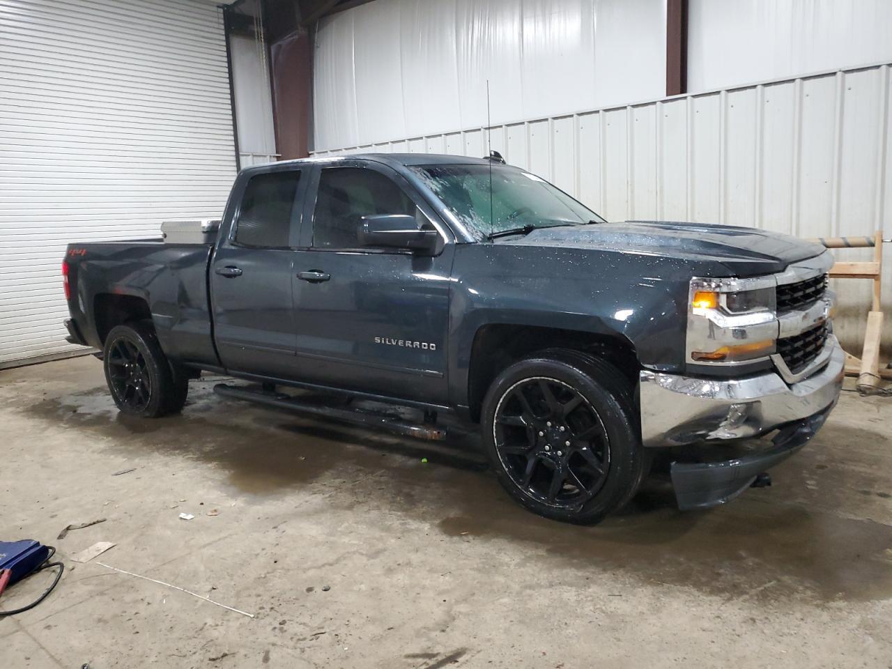 2018 CHEVROLET SILVERADO - Фото 4