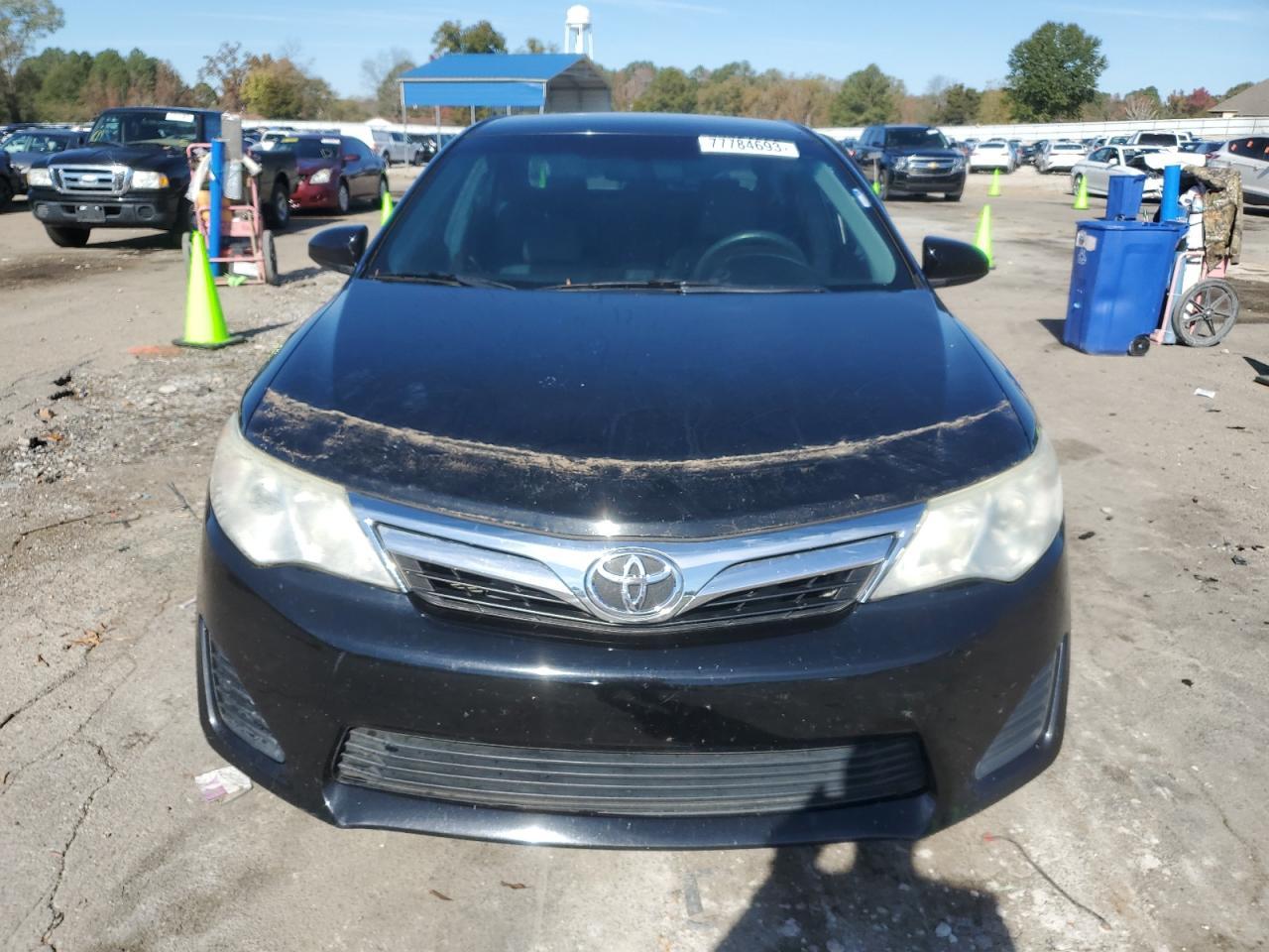2014 TOYOTA CAMRY L - Image 5