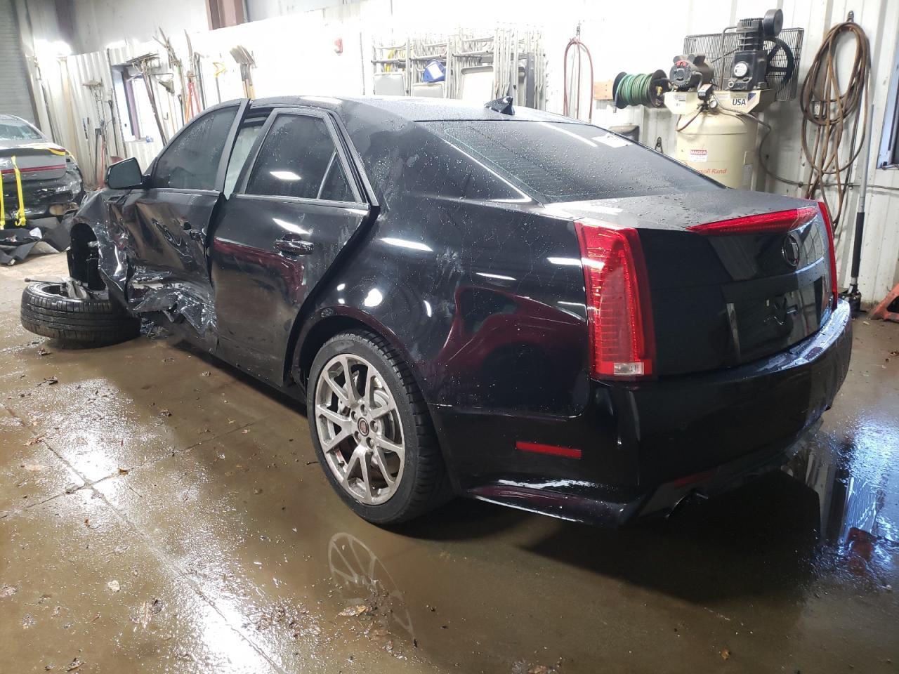 2011 CADILLAC CTS-V - Image 2