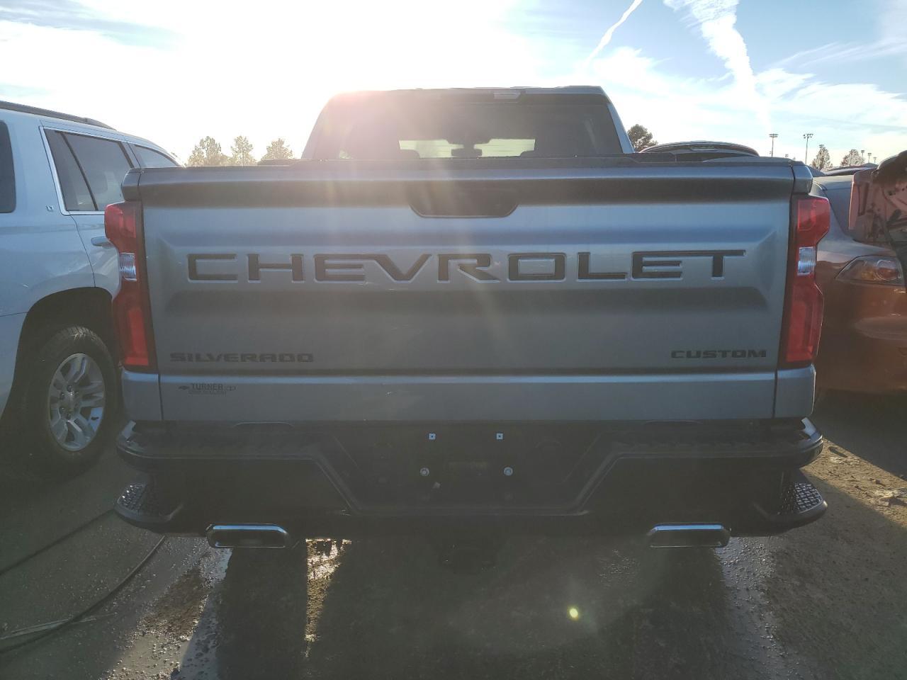 2021 CHEVROLET SILVERADO - Фото 6