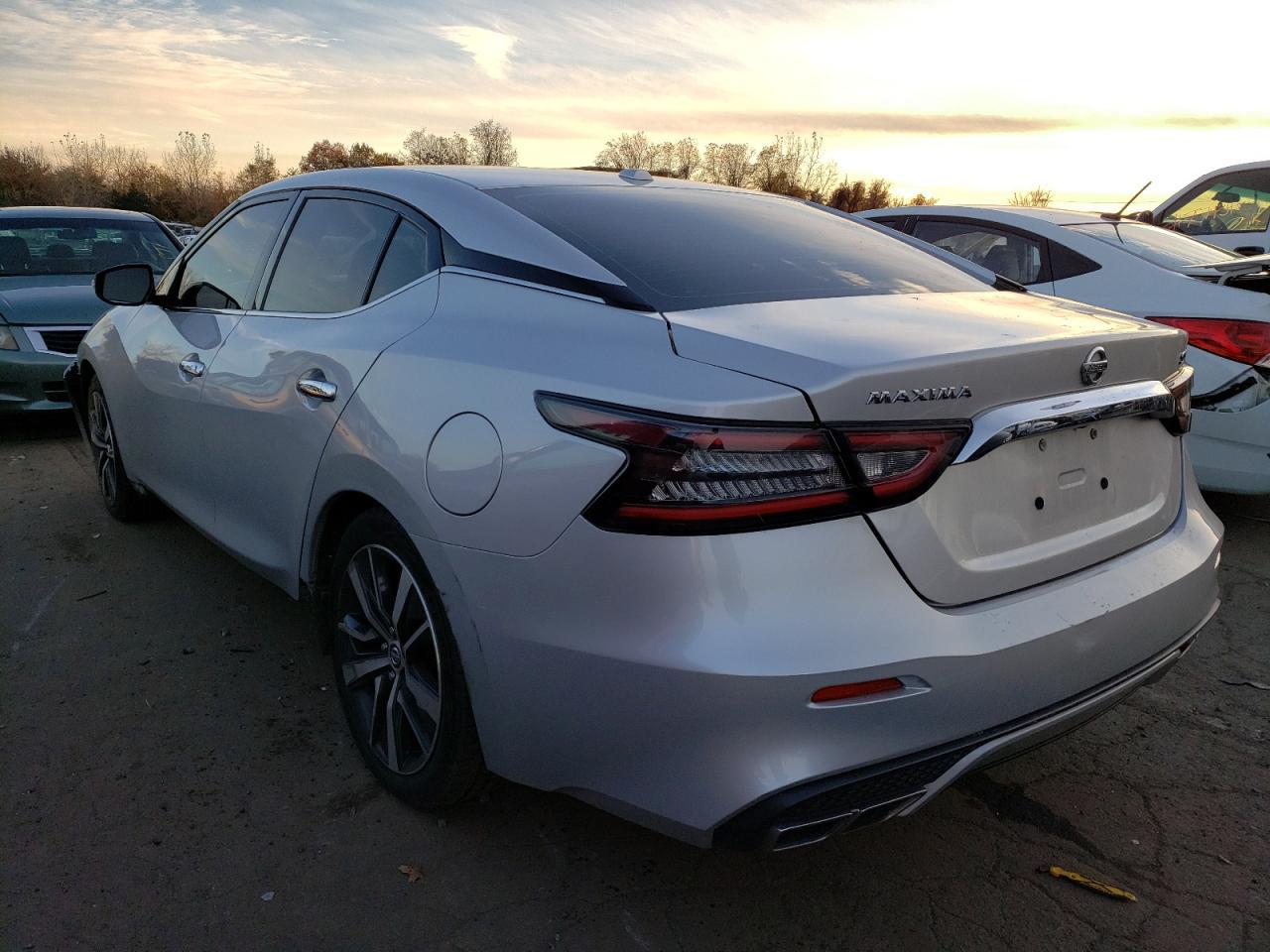 2019 NISSAN MAXIMA S - Фото 2