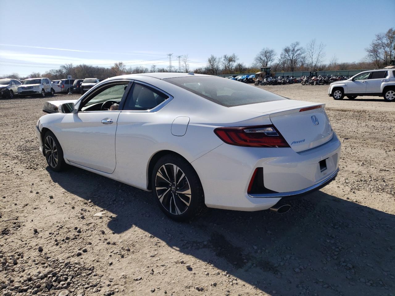 2016 HONDA ACCORD EXL - Image 2