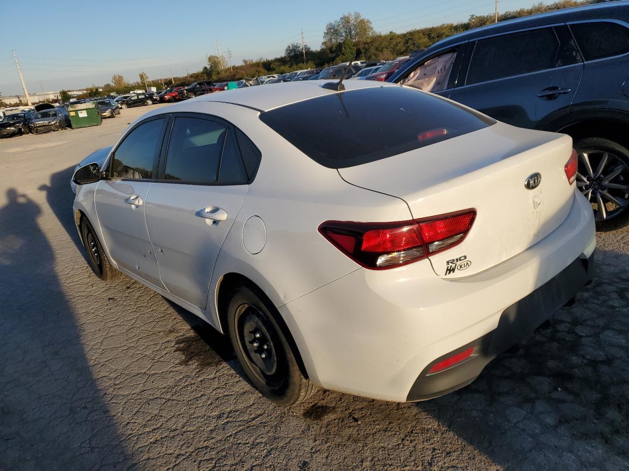 2020 KIA RIO LX - Фото 2