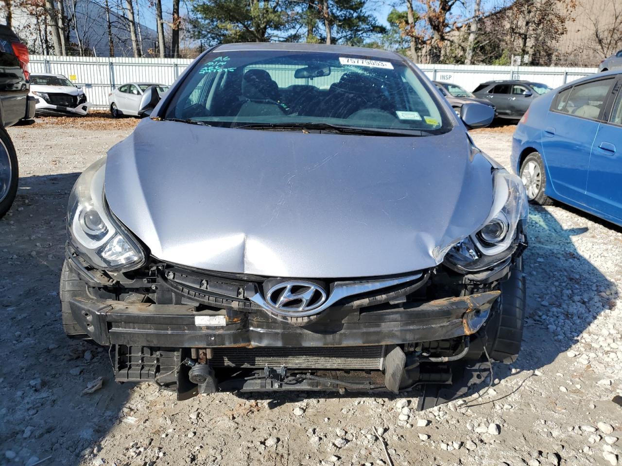 2015 HYUNDAI ELANTRA SE - Фото 5