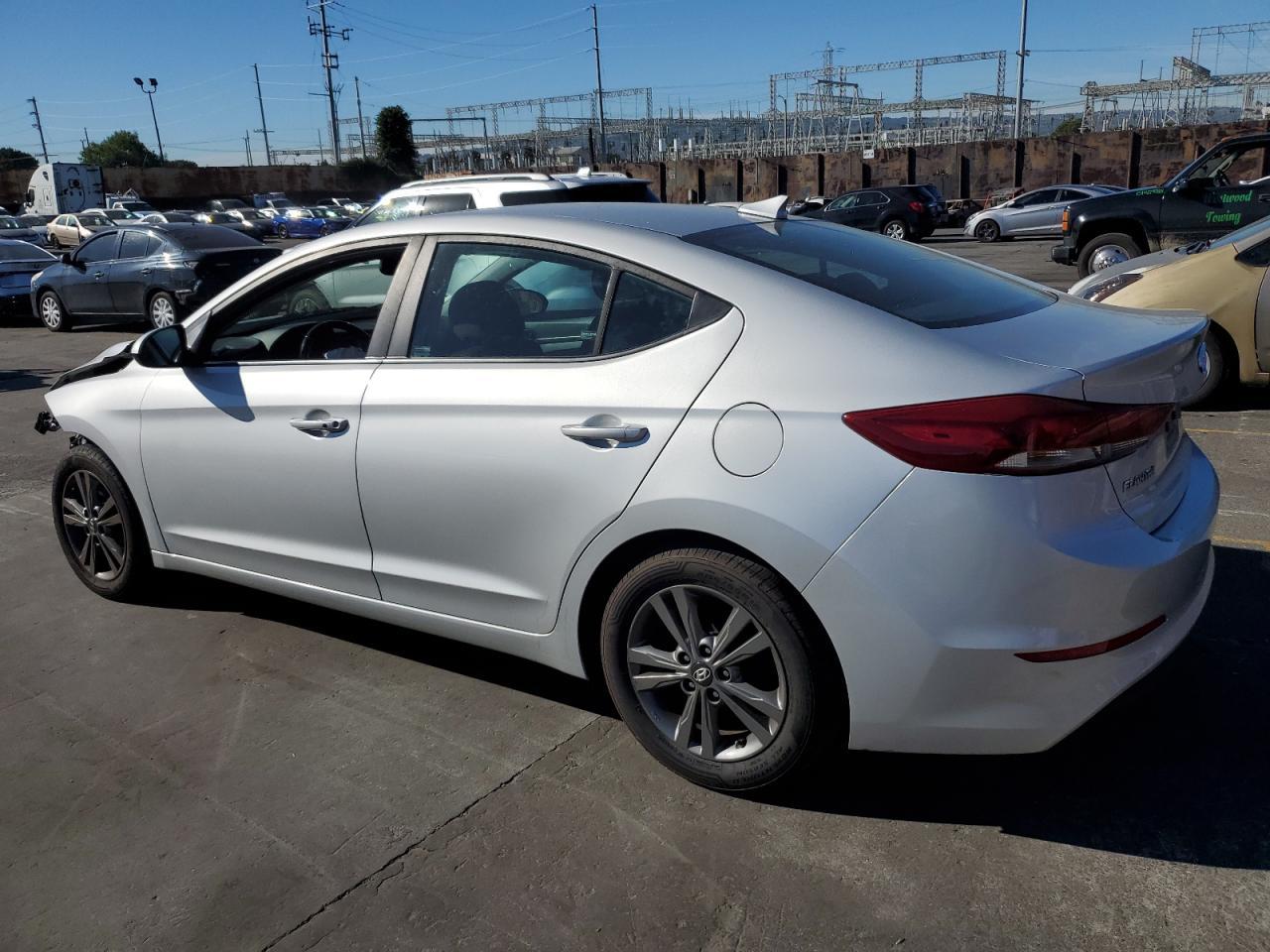 2017 HYUNDAI ELANTRA SE - Фото 2