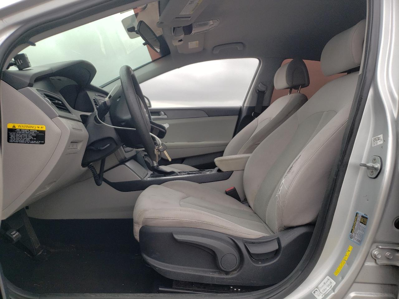 2017 HYUNDAI SONATA SE - Фото 7