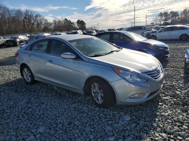 2013 Hyundai Sonata Gls - Image 4
