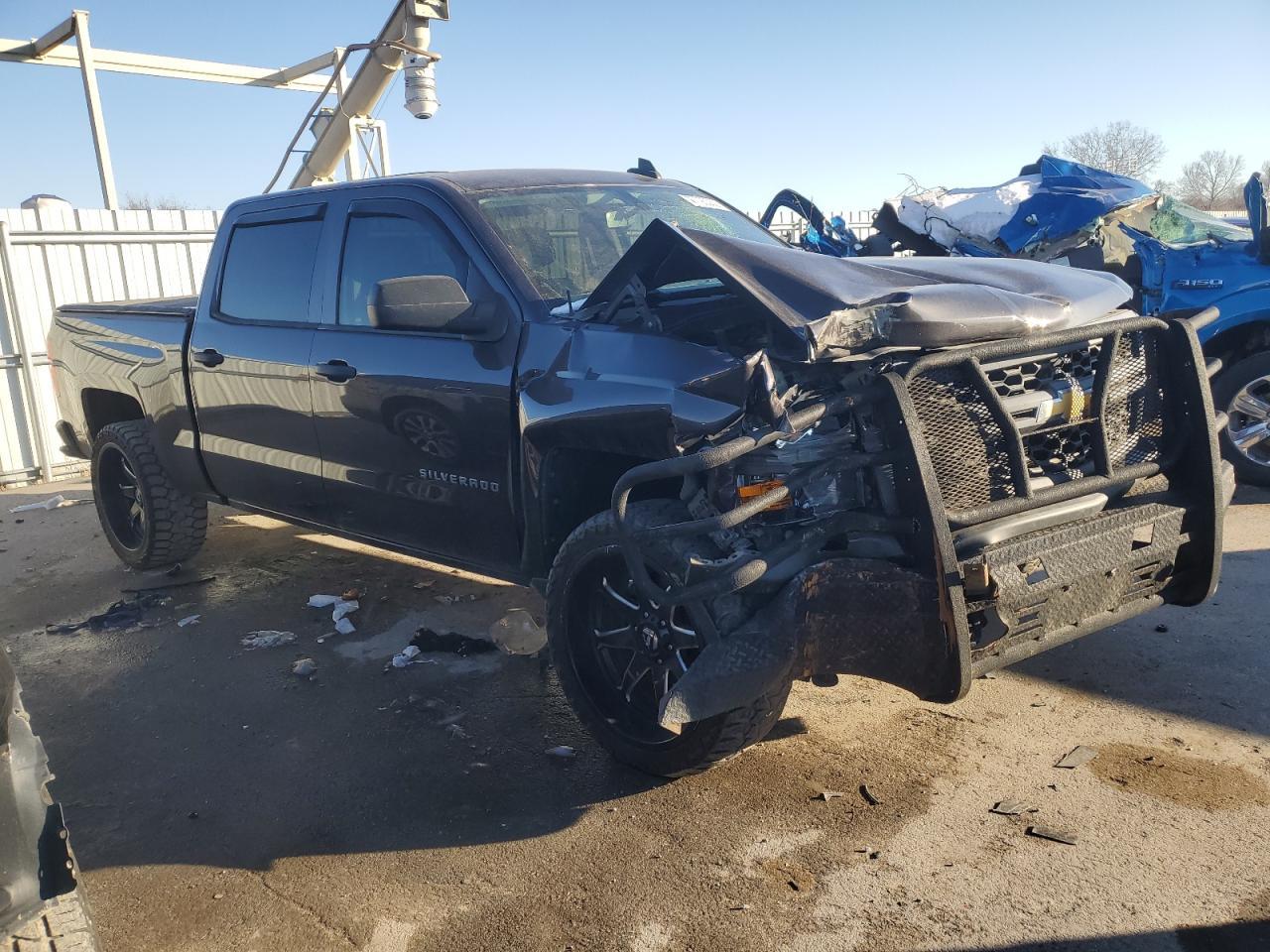 2015 CHEVROLET SILVERADO - Image 4