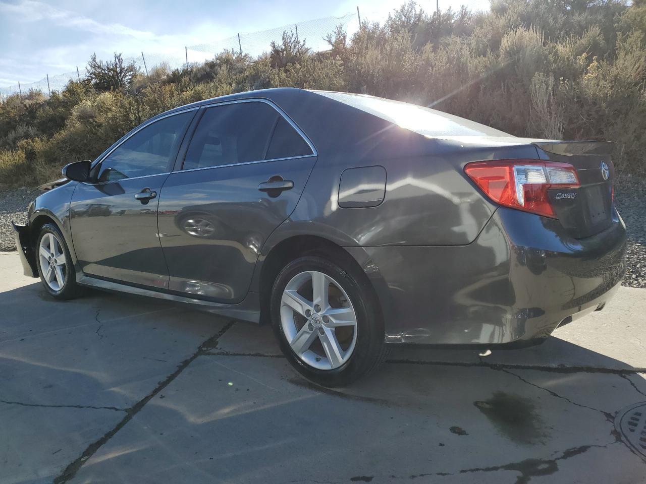 2012 TOYOTA CAMRY BASE - Фото 2