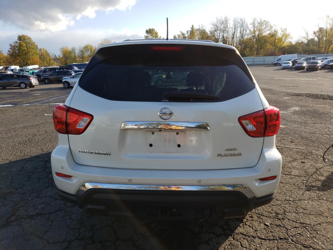 2018 NISSAN PATHFINDER - Фото 6