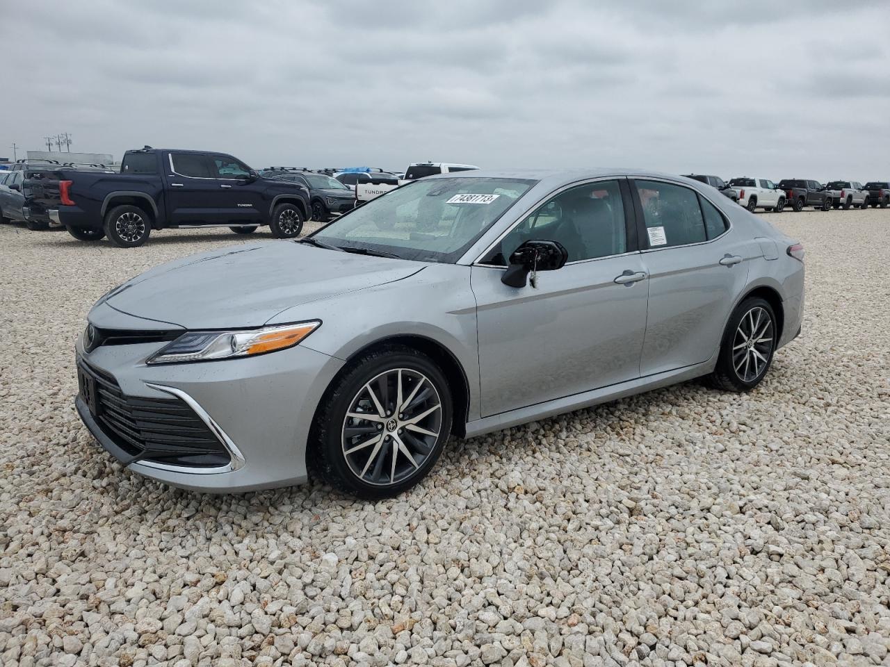 2024 TOYOTA CAMRY XLE car image