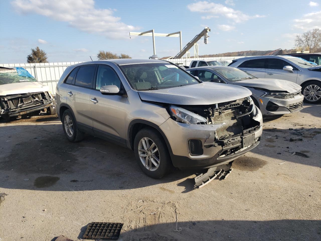 2014 KIA SORENTO LX - Фото 4