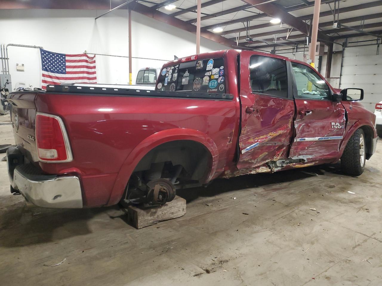 2015 RAM 1500 LONGH - Фото 3