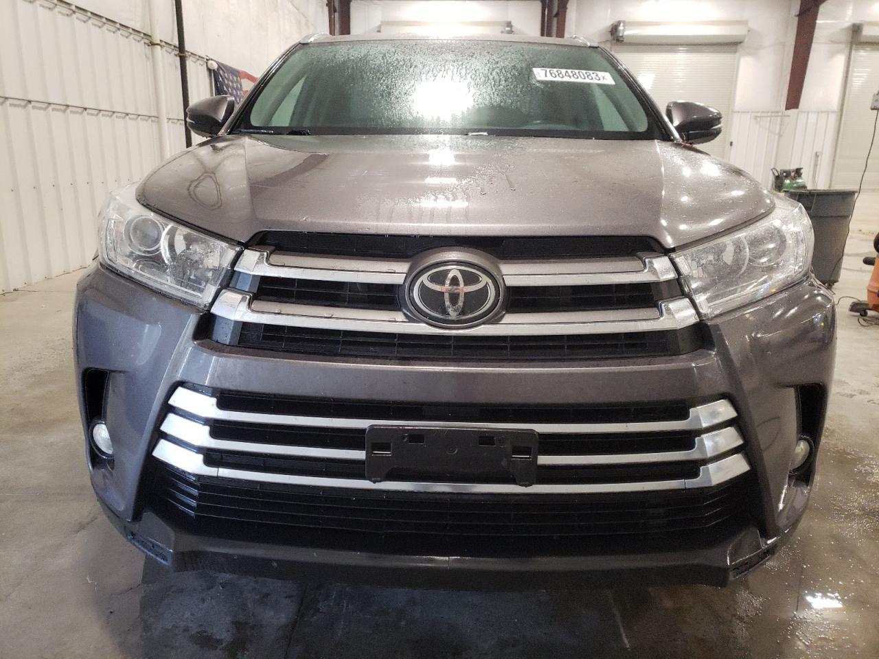 2018 TOYOTA HIGHLANDER - Фото 5