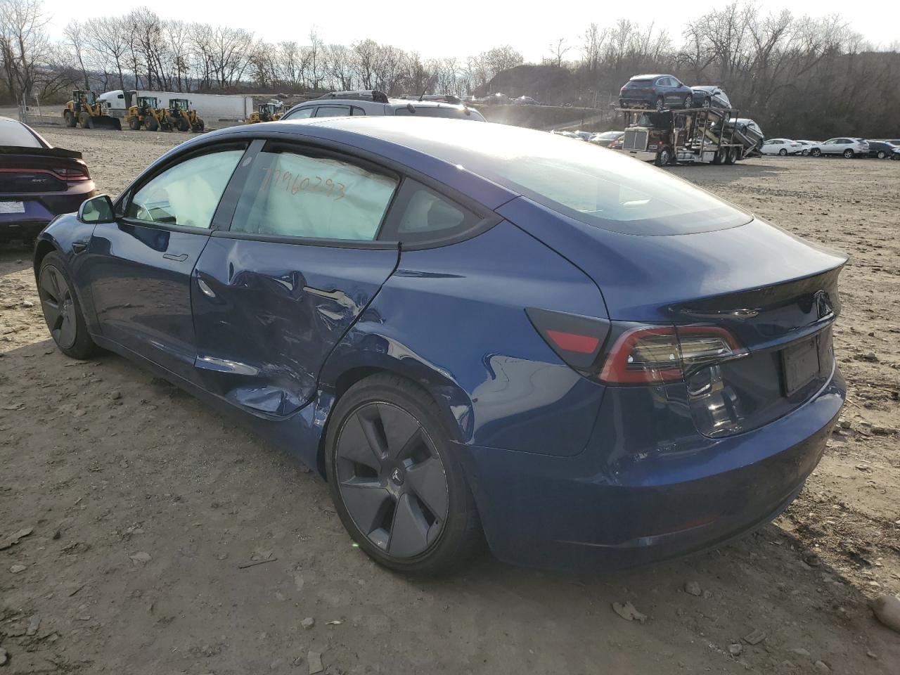 2022 TESLA MODEL 3 - Image 2