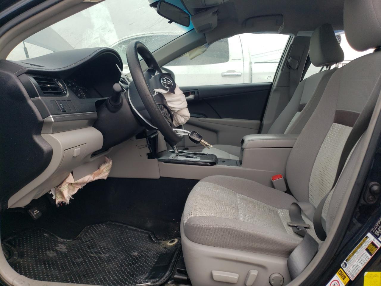 2014 TOYOTA CAMRY L - Фото 7