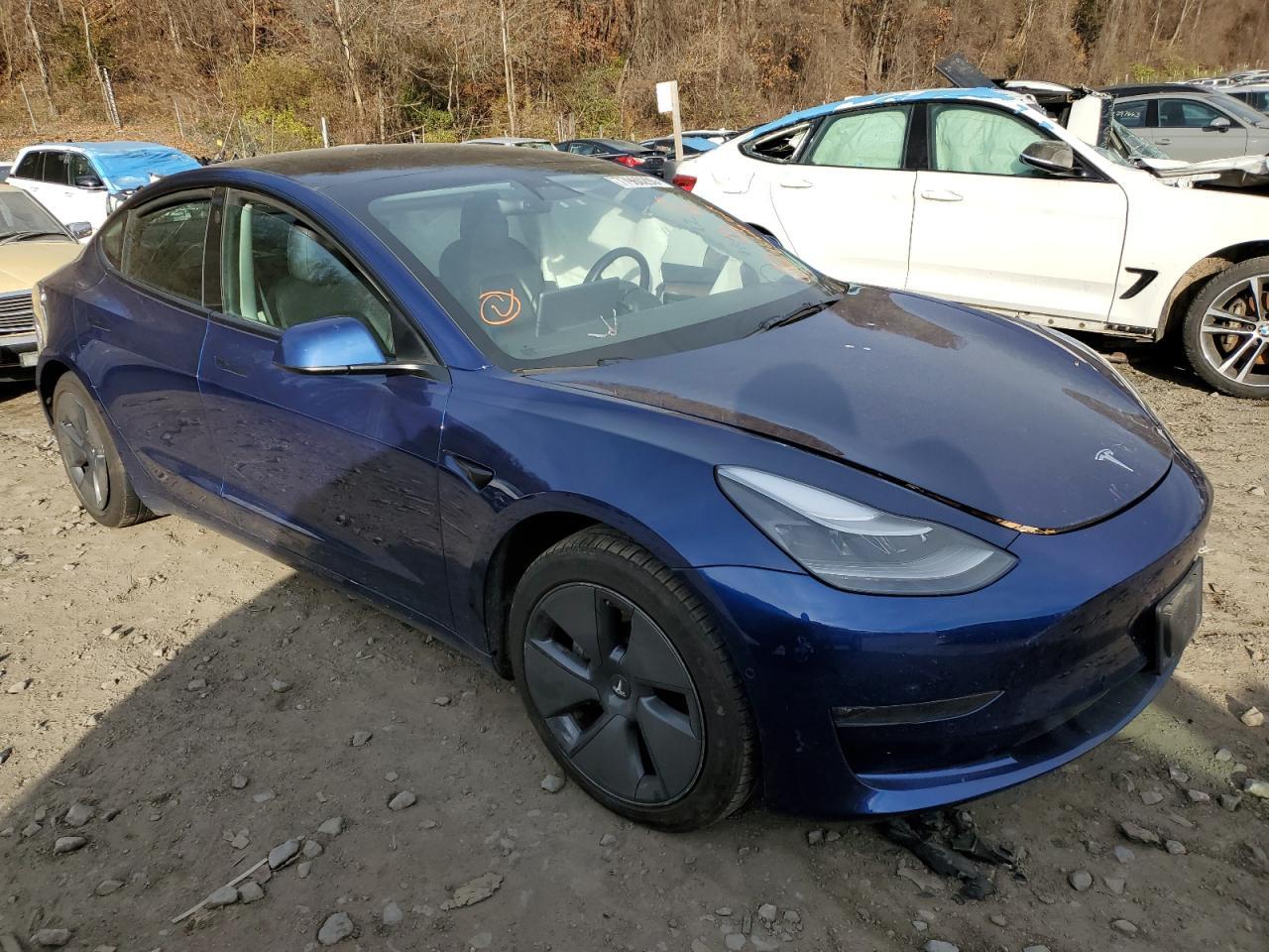 2022 TESLA MODEL 3 - Image 4